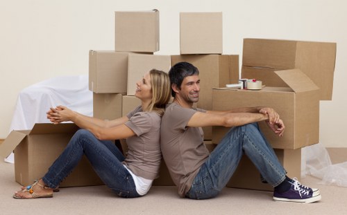 Local packing and unpacking service for Shepherds Bush homes and businesses